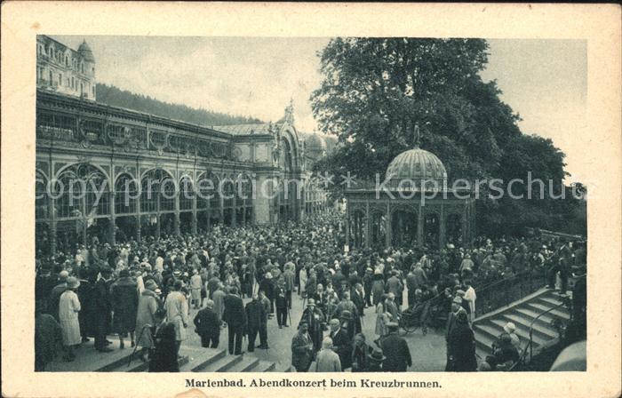 Marienbad Tschechien Boehmen Abendkonzert Kreuzbrunnen