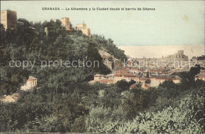Granada Andalucia La Alhambra y la Ciudad desde el barrio de Gitanos