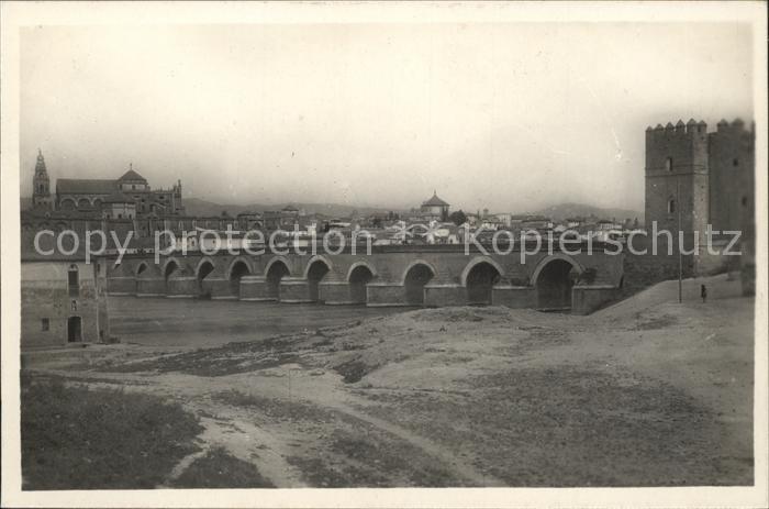 Cordoba Andalucia El puente sobre el Guadalquivir