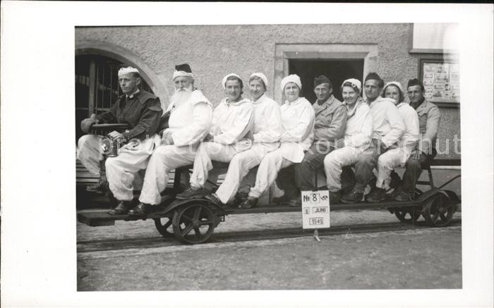 Salzbergwerk Bergbahn Gruppenfoto