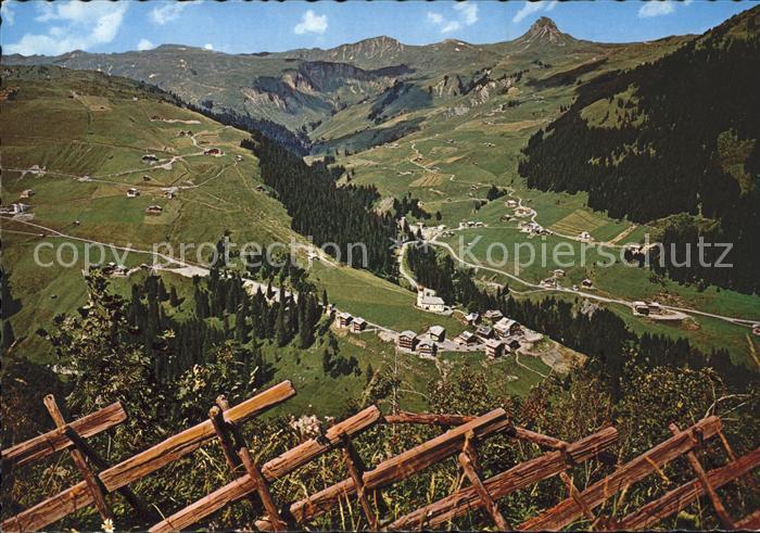 Damuels Vorarlberg mit Mittagspitze Bregenzerwald