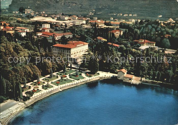Riva del Garda Fliegeraufnahme Hotel Lido mit Park