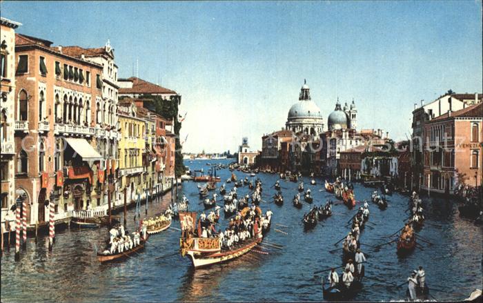 Venezia Venedig Historische Regatta auf dem Kanal Grand
