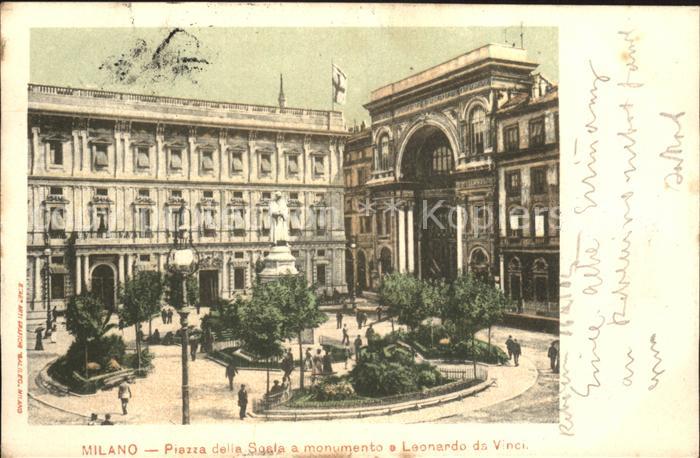 Milano Piazza della Soala a monumento e Leonardo da Vinci
