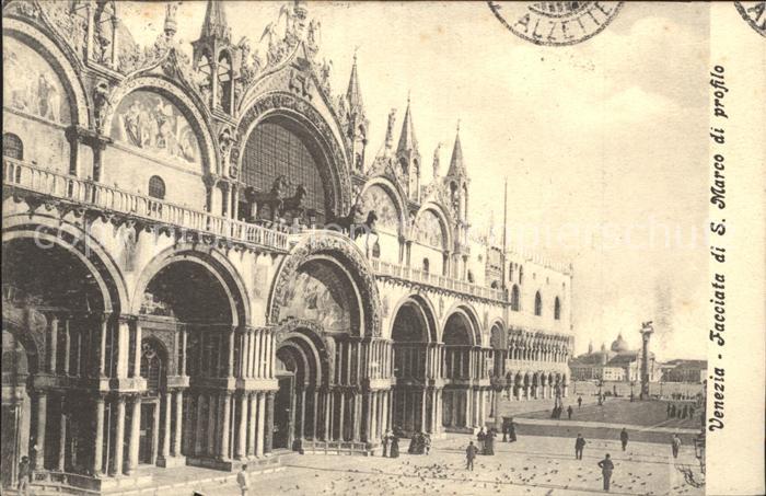 Venezia Venedig Facciata di S Marco di profilo