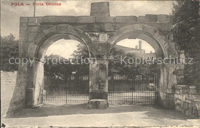Pola Pula Croatia Porta Gemina