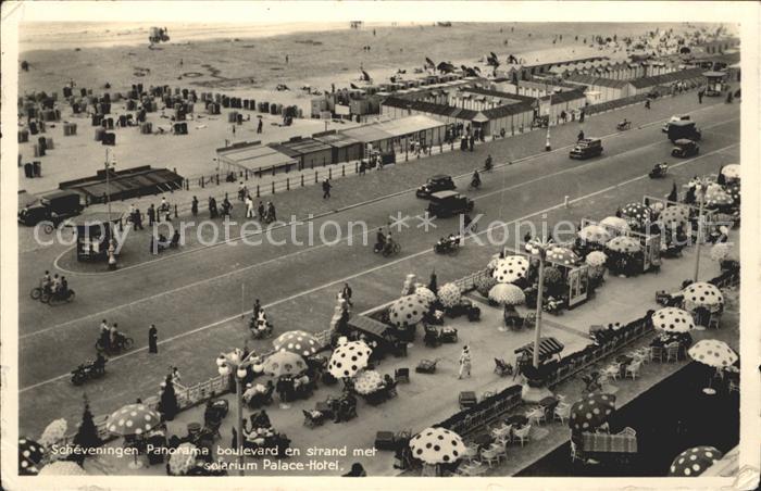 Scheveningen Panorama boulevard en strand met solarium Palace Hotel