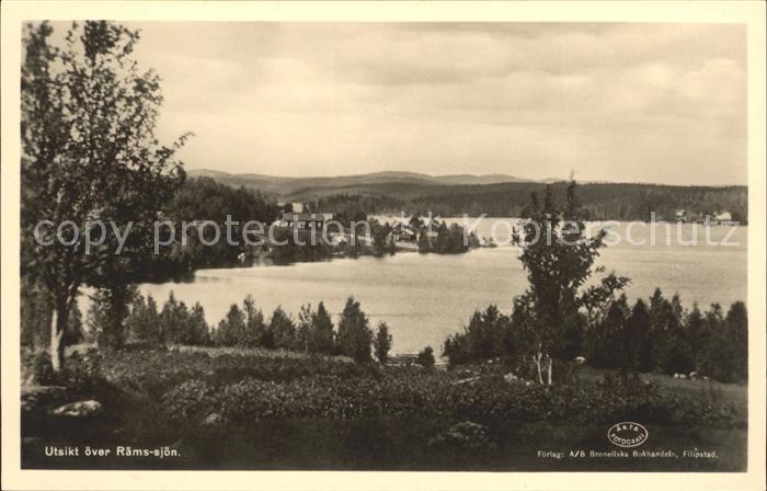 Raemmen Utsikt oever Raems sjoen Lake
