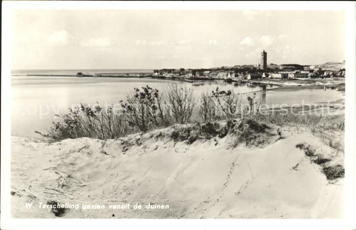 West-Terschelling gezien vanuit de duinen Duenen
