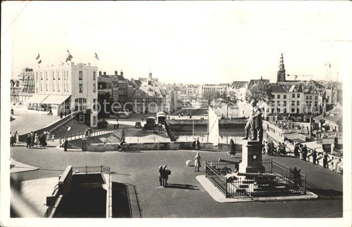 Vlissingen Hotel Noordzee Boulevard Standbeeld Admiral de Ruyter Denkmal