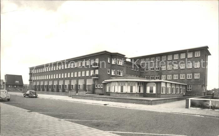 Egmond aan Zee Voorzijde Troelstra Oord