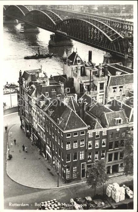Rotterdam Bolwerk met Maasbruggen Luchtopname