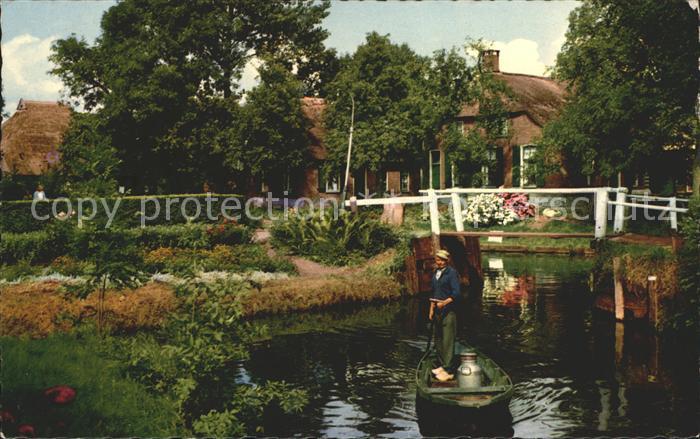 Giethoorn Gracht Kahn
