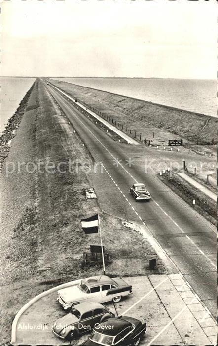 Afsluitdijk richting Den Oever Deich