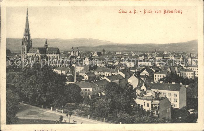 Linz Donau Panorama Blick vom Bauernberg Kirche