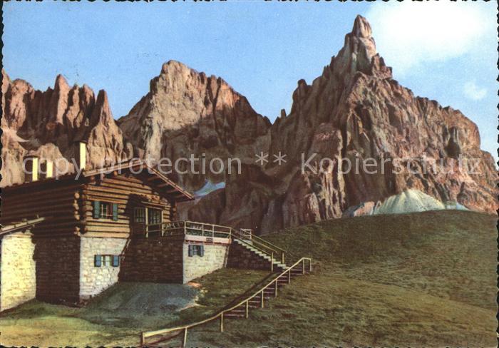 Passo Rolle Capanna G. Segantini Dolomiti Berghütte