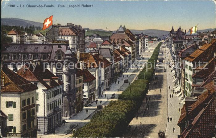 La Chaux-de-Fonds Rue Leopold Robert Schweizer Flagge