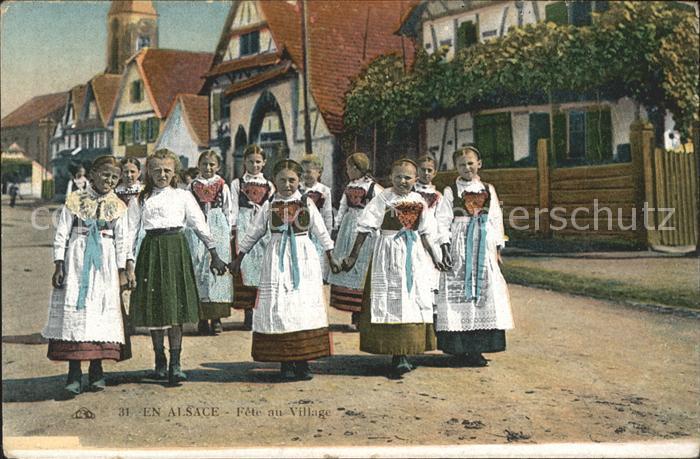 Hoerdt Fete auf Village Filles Maedchengruppe