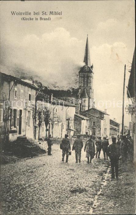Woinville Kirche in Brand 1. Weltkrieg