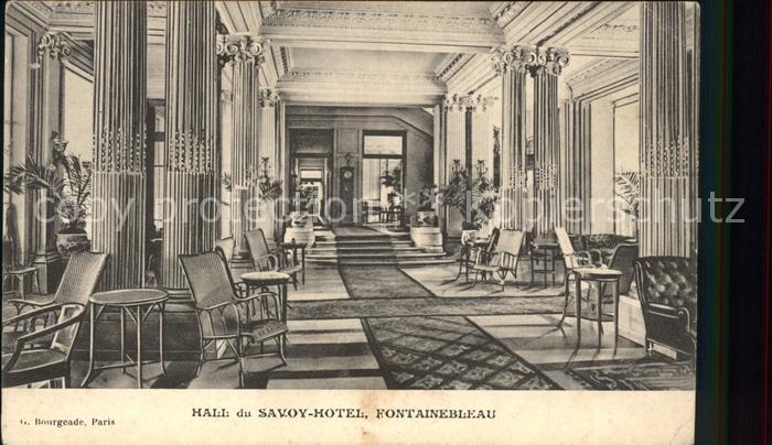 Fontainebleau Seine et Marne Hall du Savoy Hotel