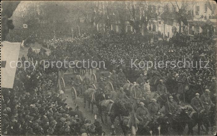 Bruxelles Bruessel Entree du Roi Troupes alliees Artilleri