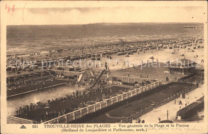 Trouville-sur-Mer Vue generale de la Plage et la Piscine