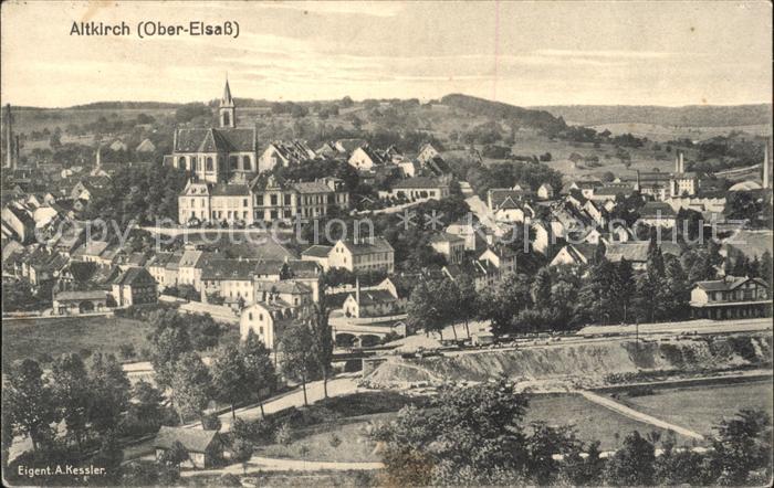 Altkirch Haut Rhin Elsass Ortsansicht mit Kirche