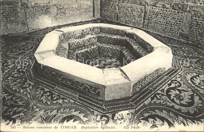 Timgad Ruine romaines Baptistere byzantin