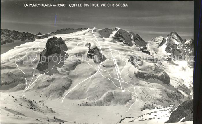 Marmolada Con le Diverse vie di Discesa