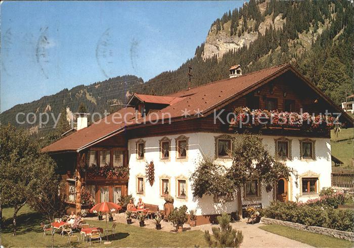 Nesselwaengle Tirol Fruehstueckspension Foersterhof