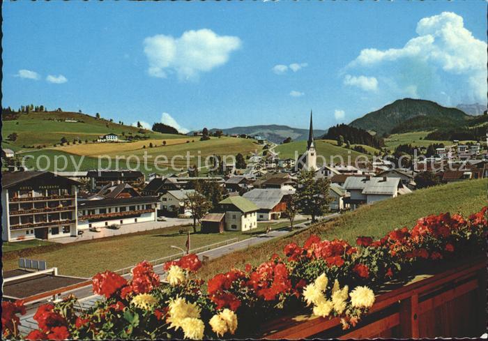 Abtenau Ortsansicht mit Hotel Panorama