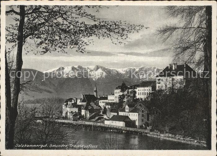 Gmunden Salzkammergut Partie am Traunausfluss