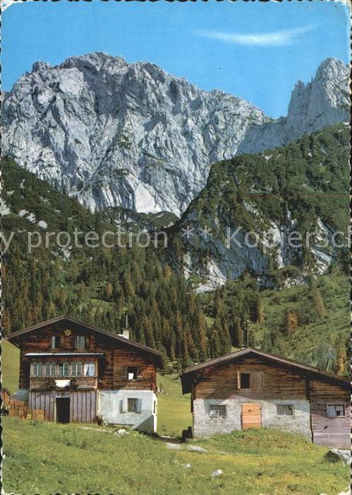 Kufstein Tirol Kaindlhütte am Steinberg mit Scheffauer