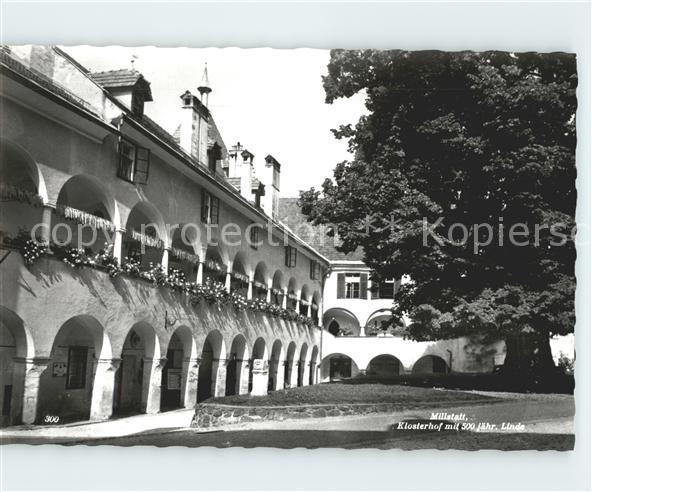 Millstatt Millstaettersee Klosterhof mit 500j?hriger Linde