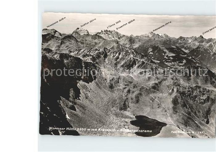 Vorarlberg Warmser Huette mit Kreuzjoch und Raetikonpanorama