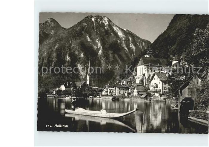 Hallstatt Austria Partie am Hallstaettersee Gondel