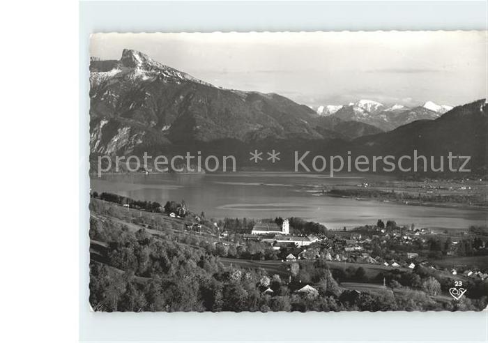 Mondsee Salzkammergut mit Schafberg