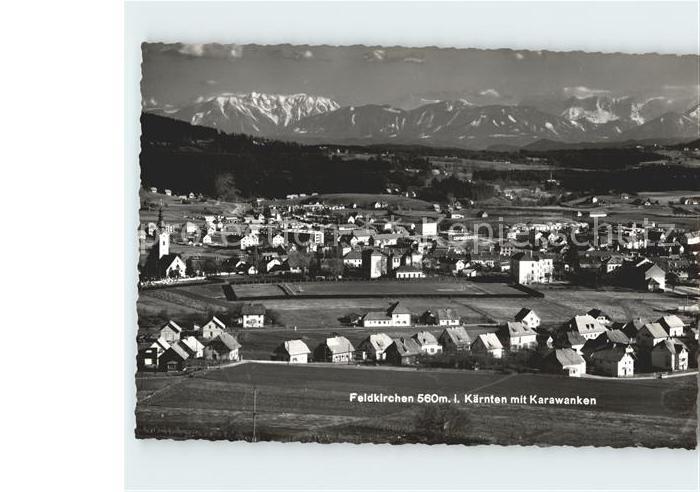 Feldkirchen Kaernten mit Karawanken