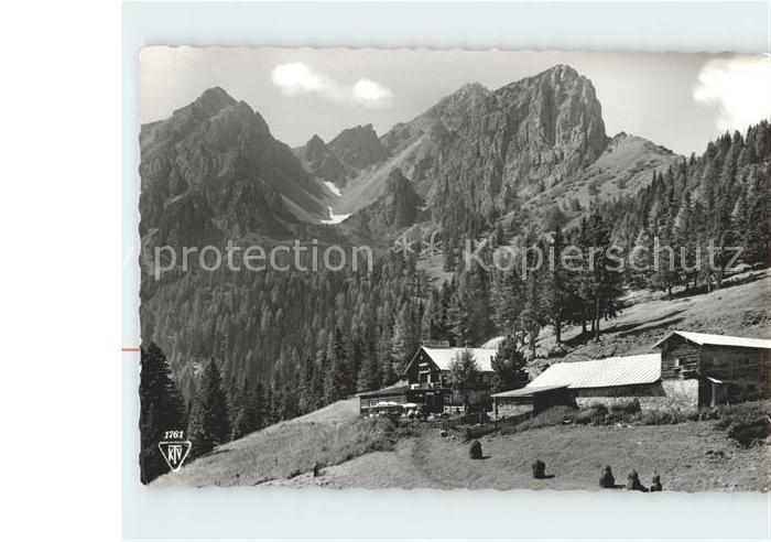 Mutters Tirol Alpengasthaus Muttereralm mit Nockspitze