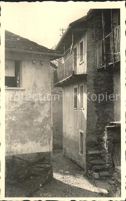 Monstein Davos Dorfpartie Gasse