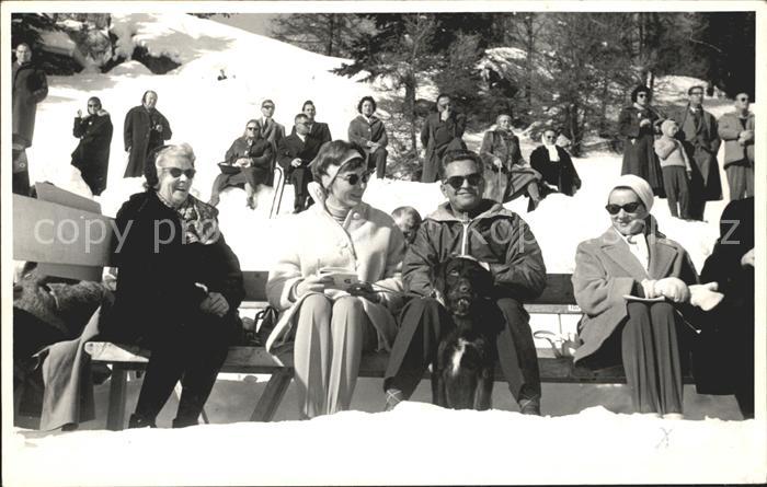 Davos GR Gruppenbild mit Hund