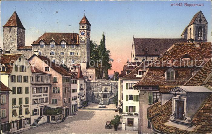 Rapperswil SG Marktplatz mit Burg