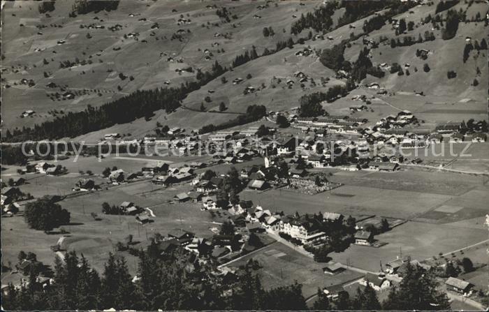 Lenk Simmental Blick ins Tal