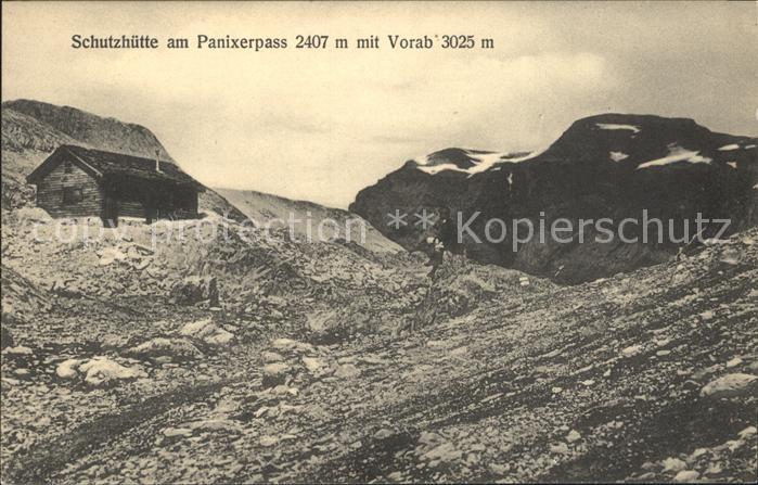 Panixerpass Schutzhuette mit Vorab Gebirgspass