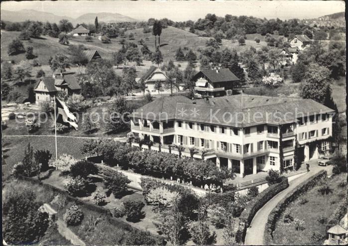Weggis Vierwaldstaettersee Ferienheim CO OP Schweizer Flagge Fliegeraufnahme
