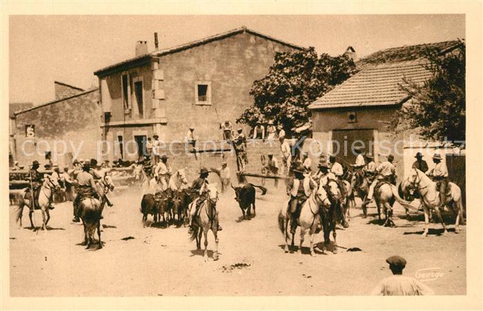 Les Saintes-Maries-de-la-Mer Bandido Lâcher des taureaux après la course