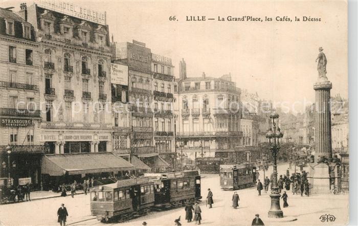 Lille Nord Grande Place les Cafes et la Déesse Mon