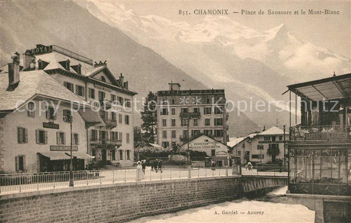 Chamonix Place de Saussure et le Mont Blanc
