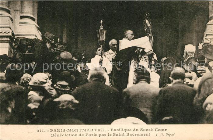 Montmartre Paris Basilique du Sacré Coeur Bénédiction de Paris par le Saint Sacr