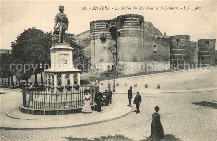 Angers La Statue du Roi Ren? et le Chateau